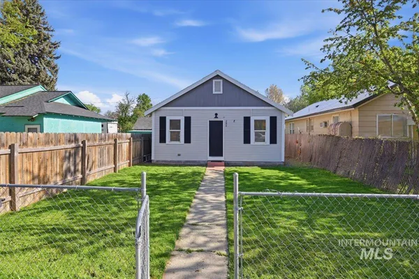 $264,900 | 284 Fargo Avenue, Notus, ID 83656