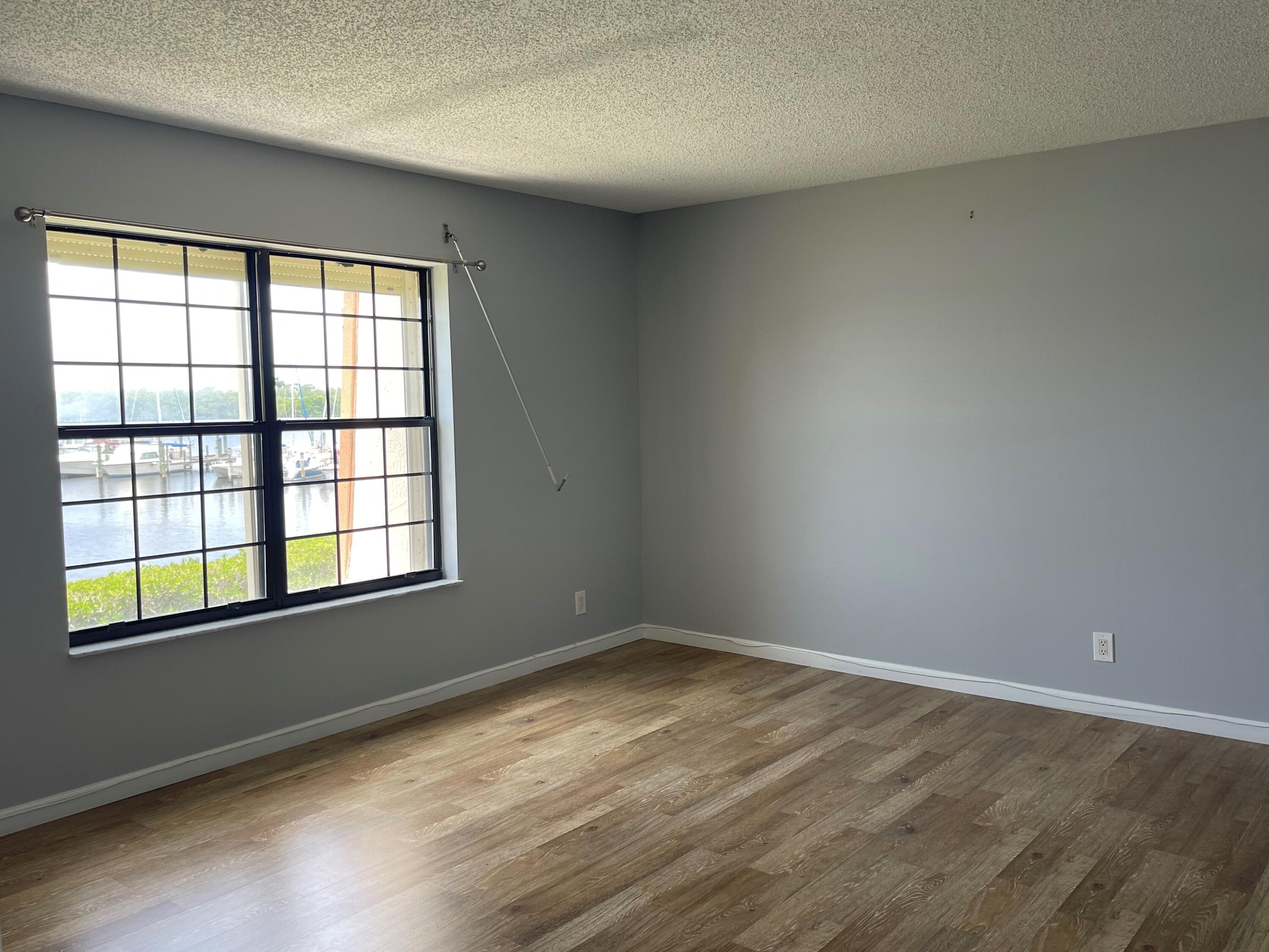 3100 Southeast Pruitt Road, Unit G207 Port St. Lucie, FL 34952 - Photo 8 of 17 Bedroom