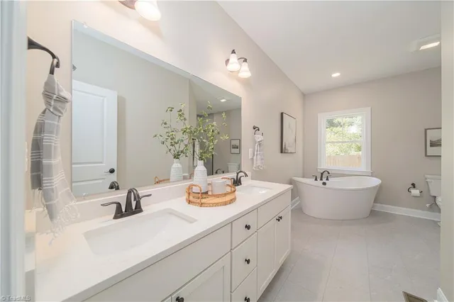 $679,900 | 10265 North North Carolina Highway 150, Clemmons, NC 27012