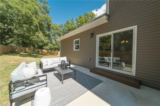 $679,900 | 10265 North North Carolina Highway 150, Clemmons, NC 27012