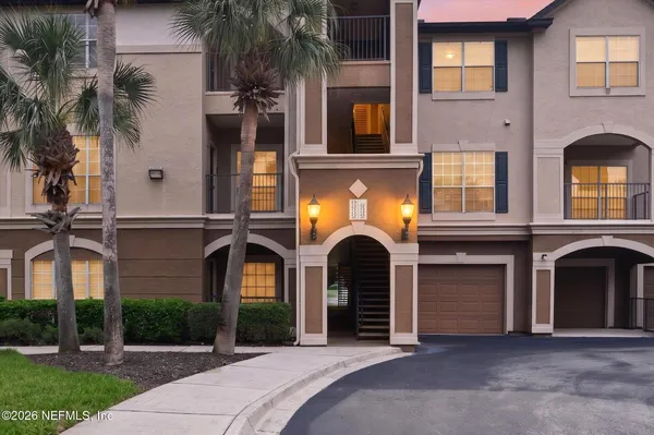 $1,795 | 10961 Burnt Mill Road, Unit 436, Jacksonville, FL 32256