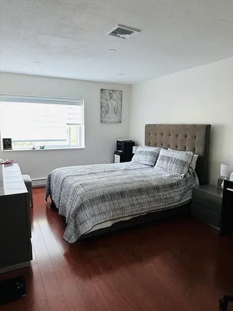 $2,500 | 1202 Greendale Avenue, Unit 135, Needham, MA 02492