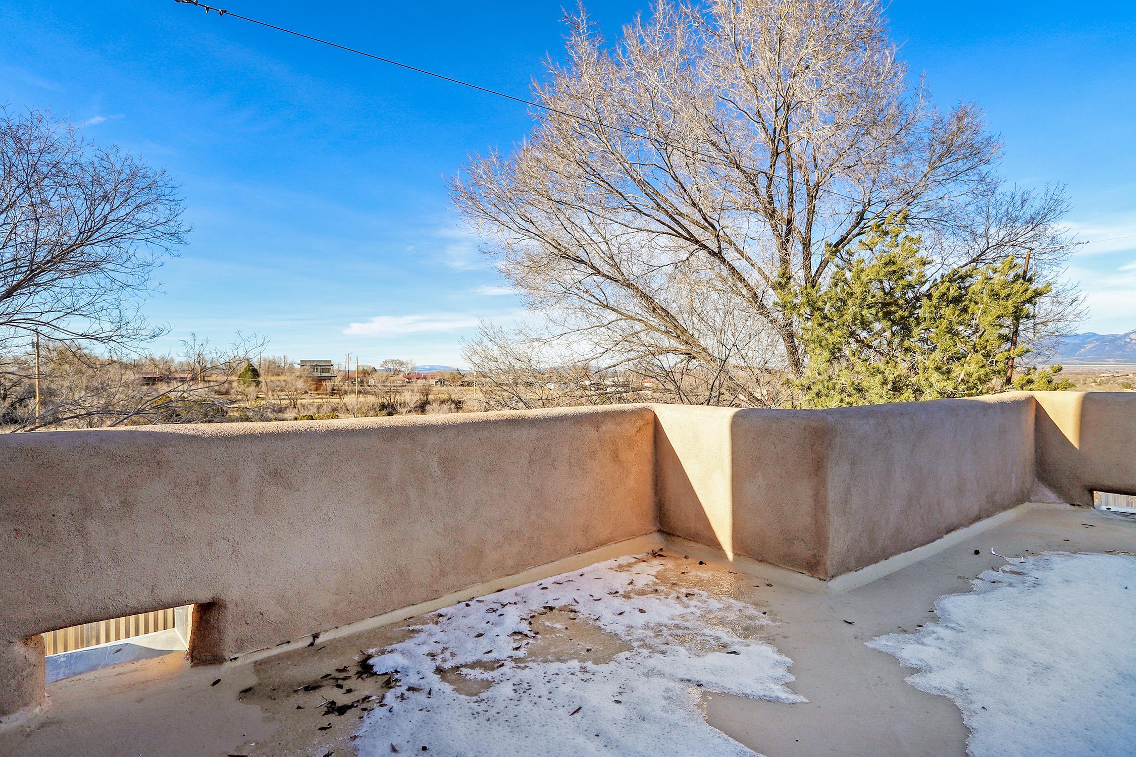 9 Hilltop Road Ranchos de Taos, NM 87557 - Photo 37 of 40 Gallery Image 37