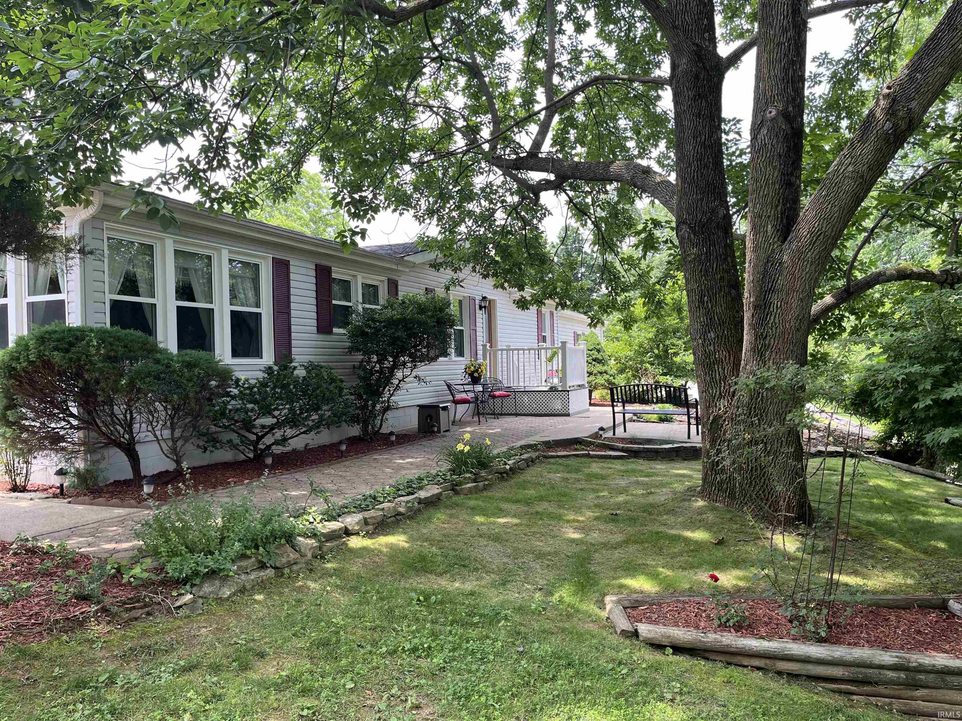 8442 Pleasant Hill Road Henderson, KY 42420 - Photo 2 of 22 Gallery Image 2