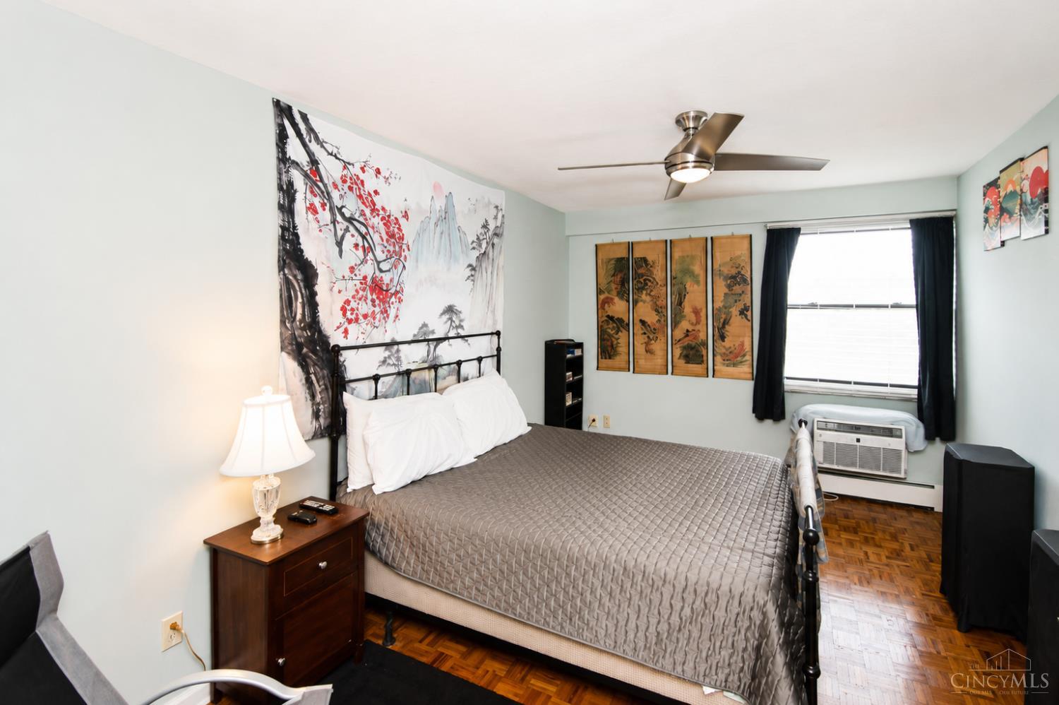1815 William Howard Taft Road, Unit 809 Cincinnati, OH 45206 - Photo 8 of 22