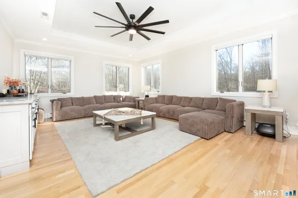 $1,049,000 | 35 Golden Hill Lane, Shelton, CT 06484