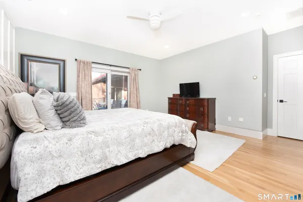 $1,049,000 | 35 Golden Hill Lane, Shelton, CT 06484