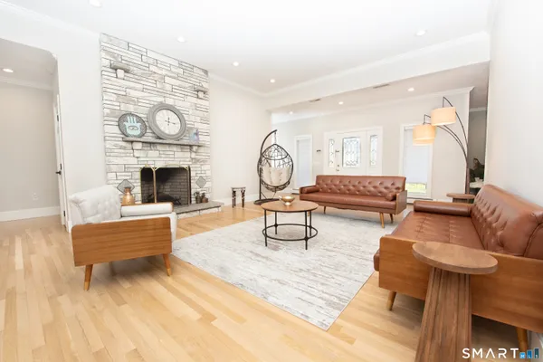 $1,049,000 | 35 Golden Hill Lane, Shelton, CT 06484
