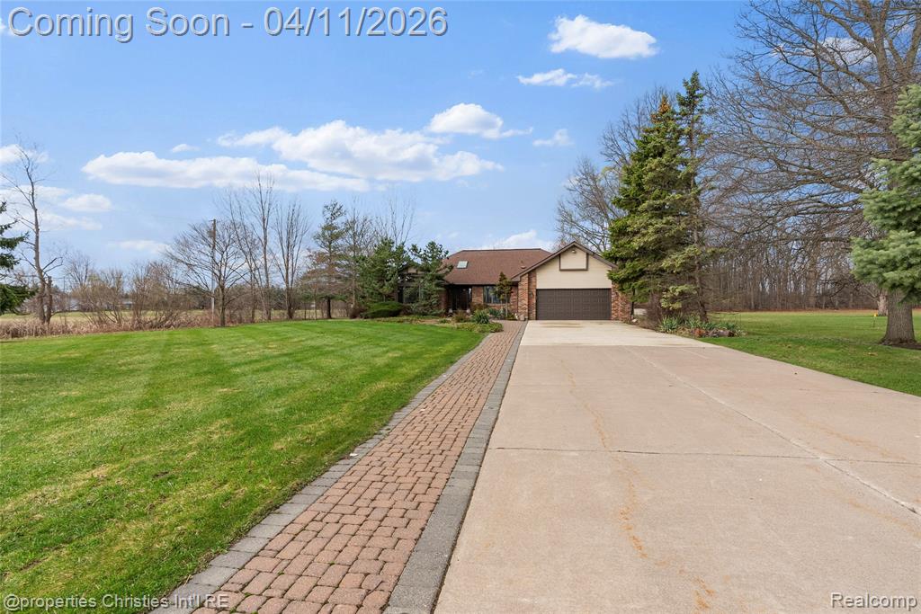 24760 Arsenal Road Flat Rock, MI 48134 - Photo 22 of 61