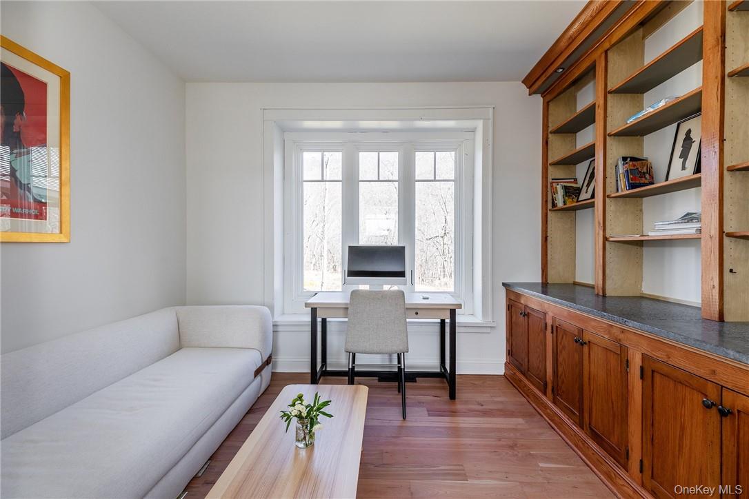 121 Quaker Hill Road Pawling, NY 12564 - Photo 12 of 37