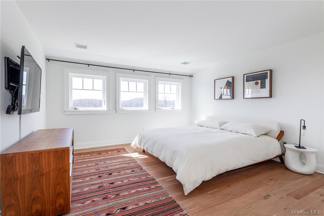 121 Quaker Hill Road Pawling, NY 12564 - Photo 16 of 37