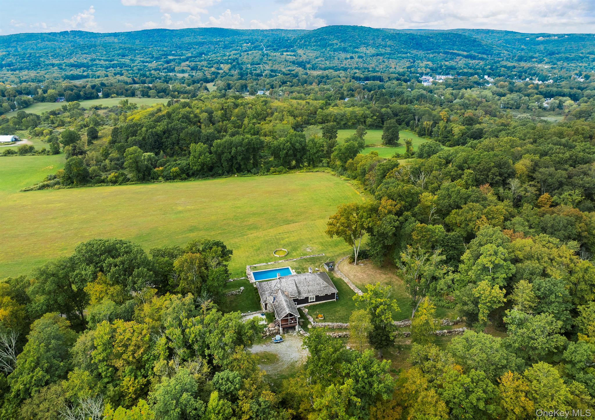 121 Quaker Hill Road Pawling, NY 12564 - Photo 28 of 37