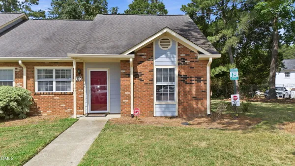 $229,900 | 200 Old Spring Hill Lane, Fuquay-Varina, NC 27526