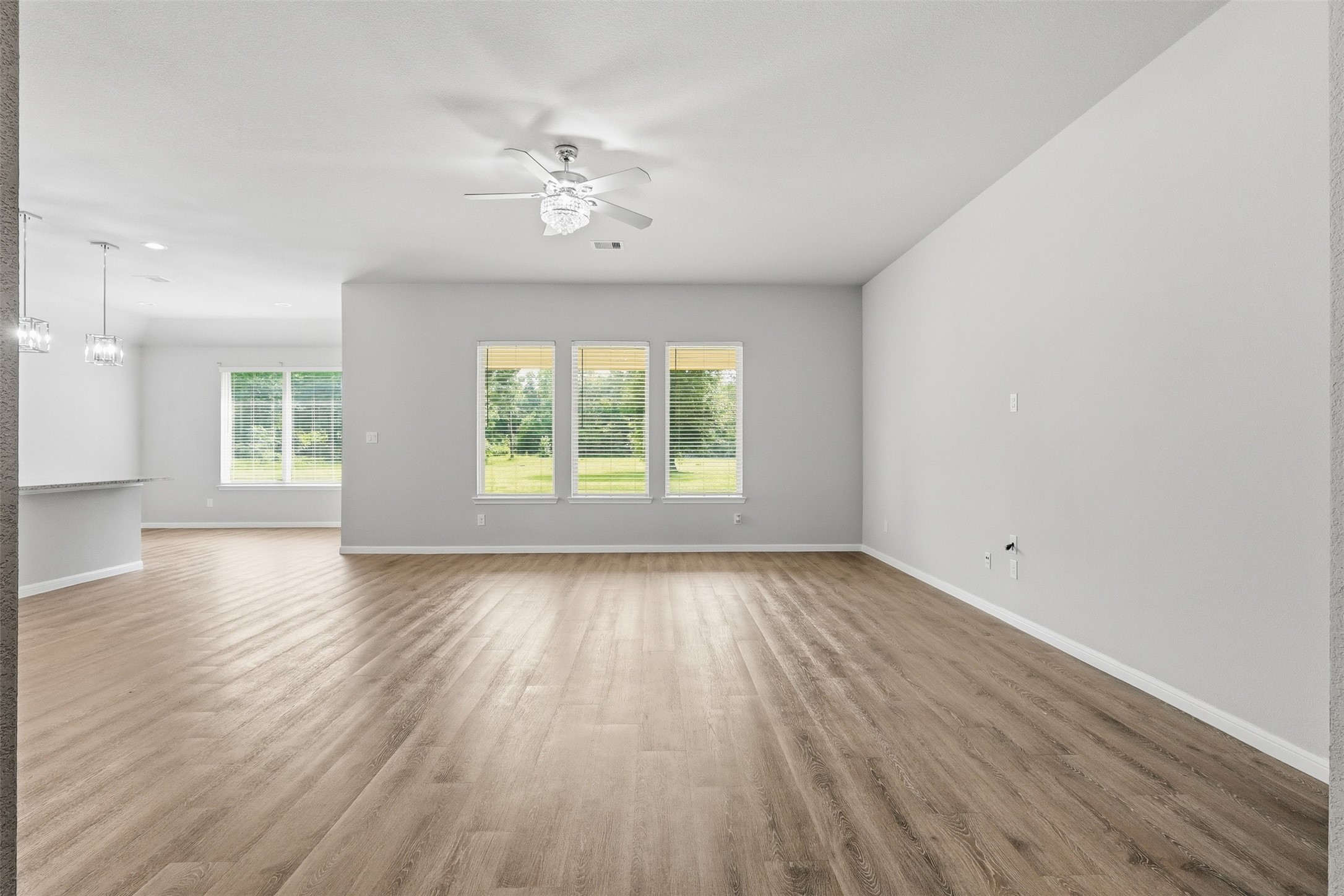 6422 Rolling Hills Road Conroe, TX 77303 - Photo 11 of 43