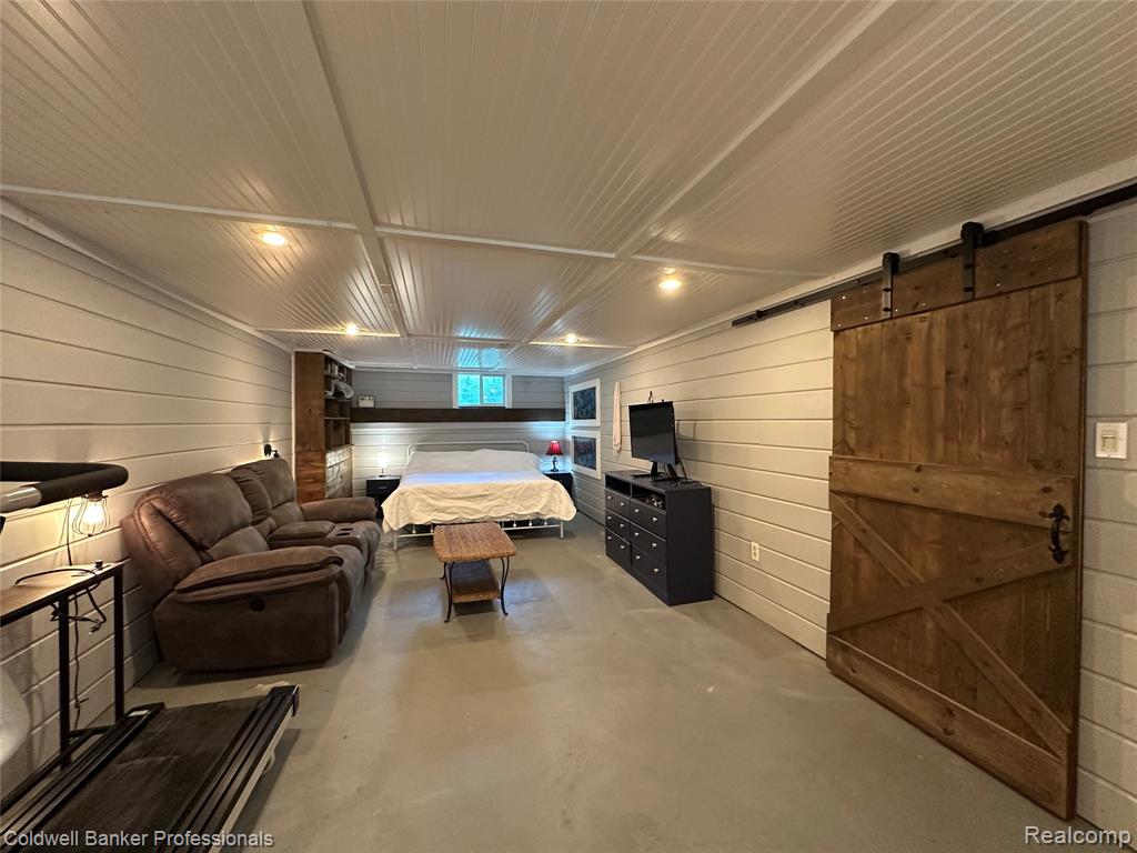 937 State Road Fenton, MI 48430 - Photo 26 of 28 Gallery Image 26