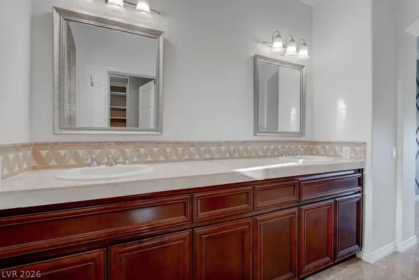 $2,200 | 31 Via Mantova, Unit 2, Henderson, NV 89011