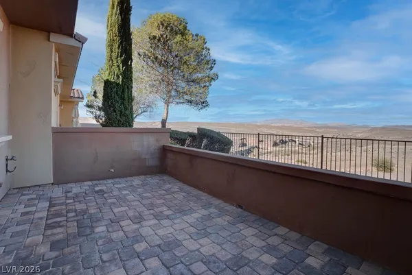 $2,200 | 31 Via Mantova, Unit 2, Henderson, NV 89011