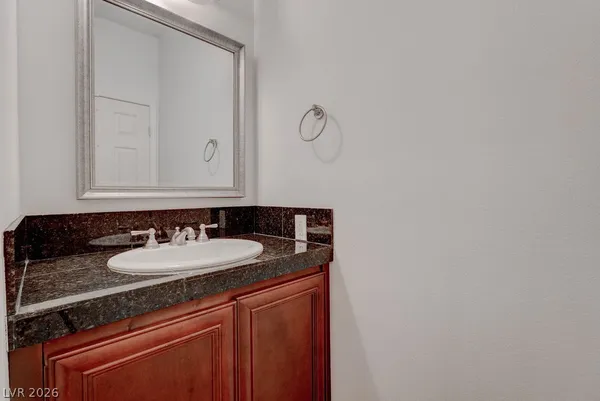 $2,200 | 31 Via Mantova, Unit 2, Henderson, NV 89011