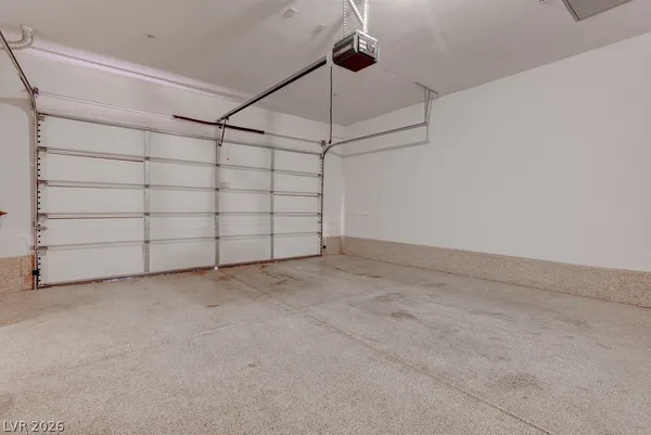 $2,200 | 31 Via Mantova, Unit 2, Henderson, NV 89011