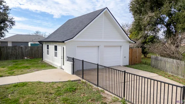 $440,000 | 116 Rosedown Street, Thibodaux, LA 70301