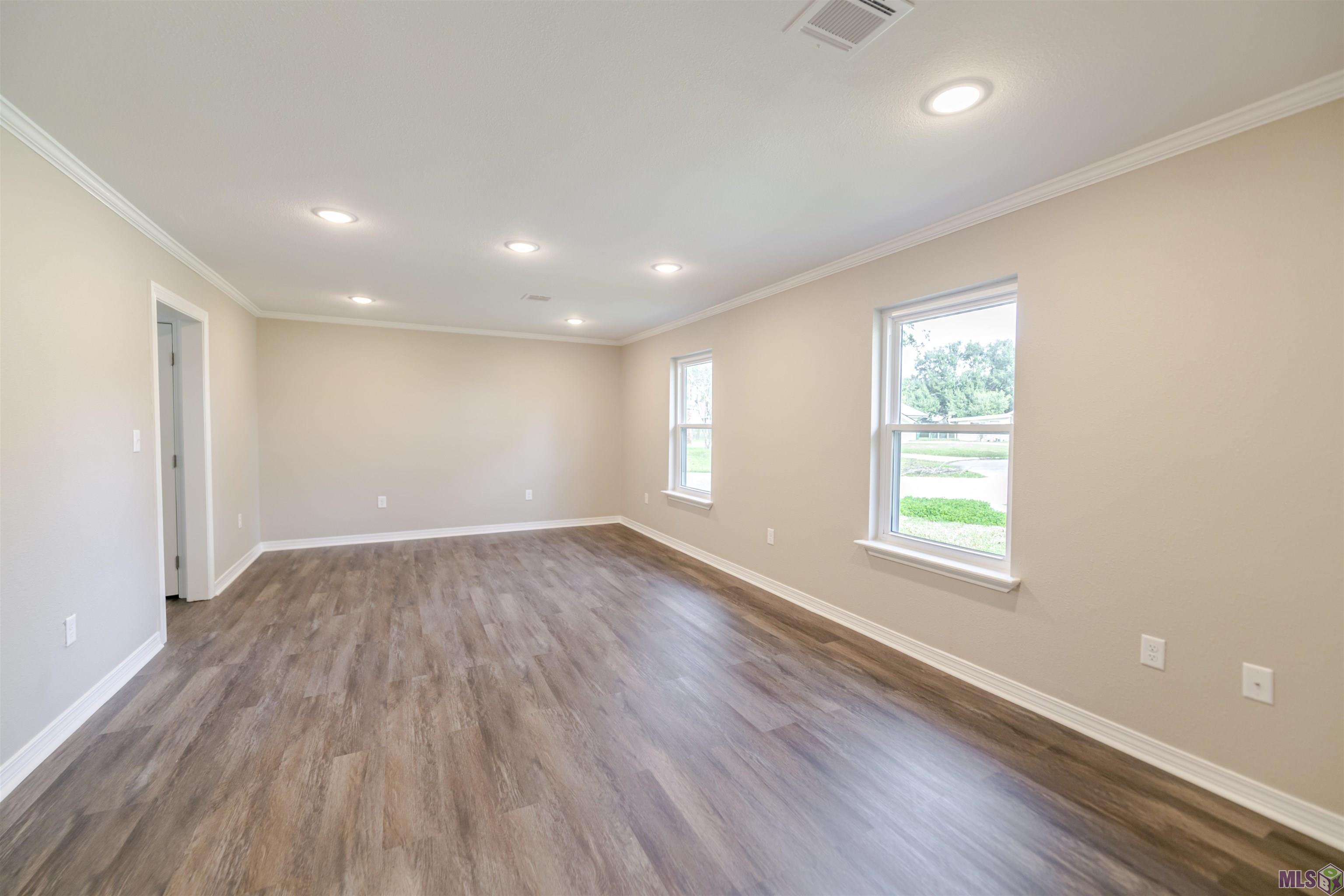 116 Rosedown Street Thibodaux, LA 70301 - Photo 7 of 28 Dining Room View 2