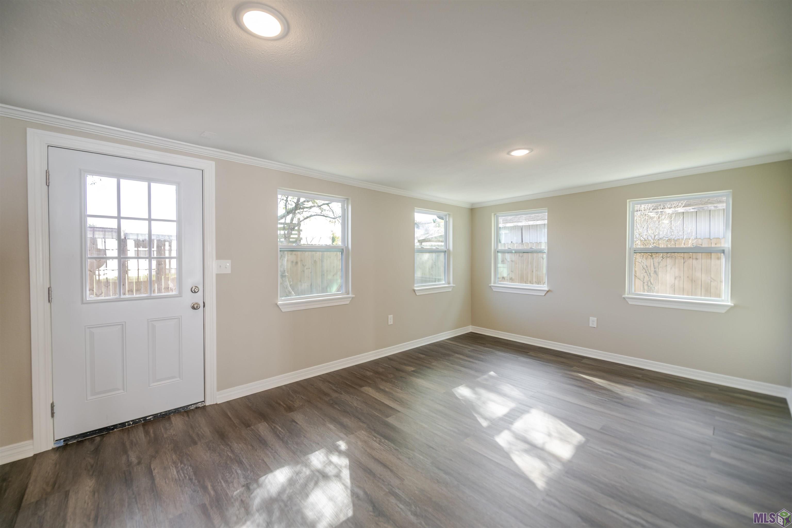 116 Rosedown Street Thibodaux, LA 70301 - Photo 9 of 28 Family Room