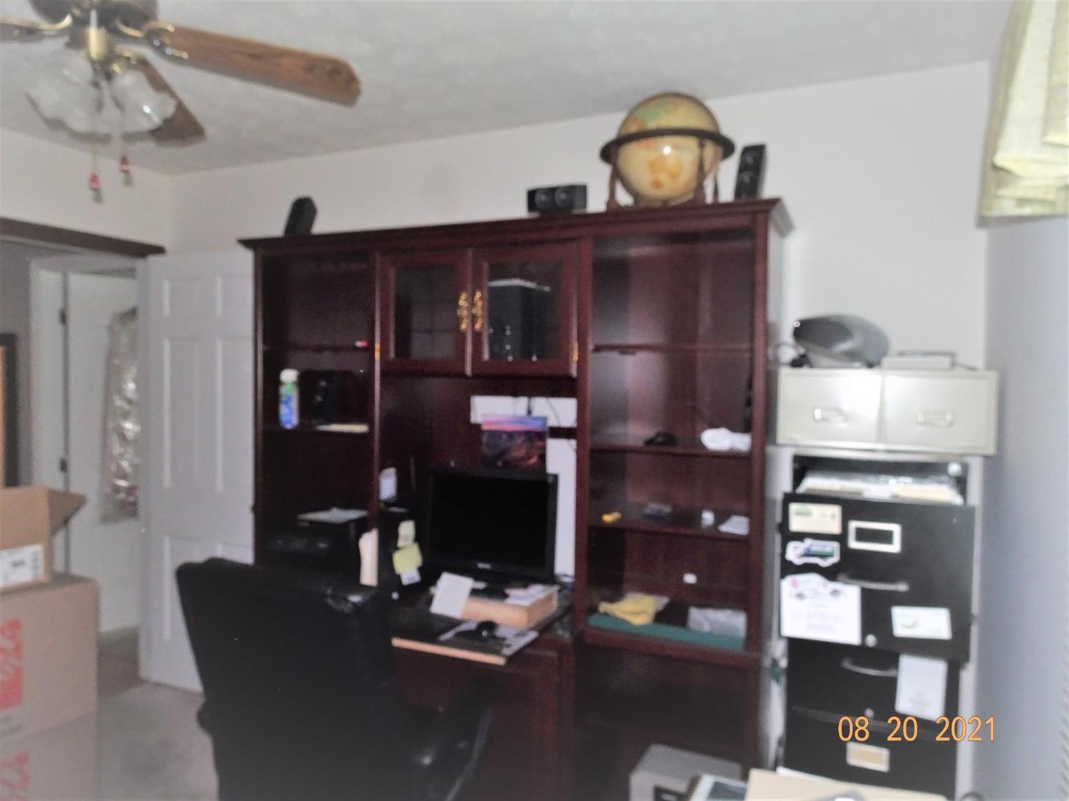 1040 Waycross Road Forest Park, OH 45240 - Photo 17 of 40