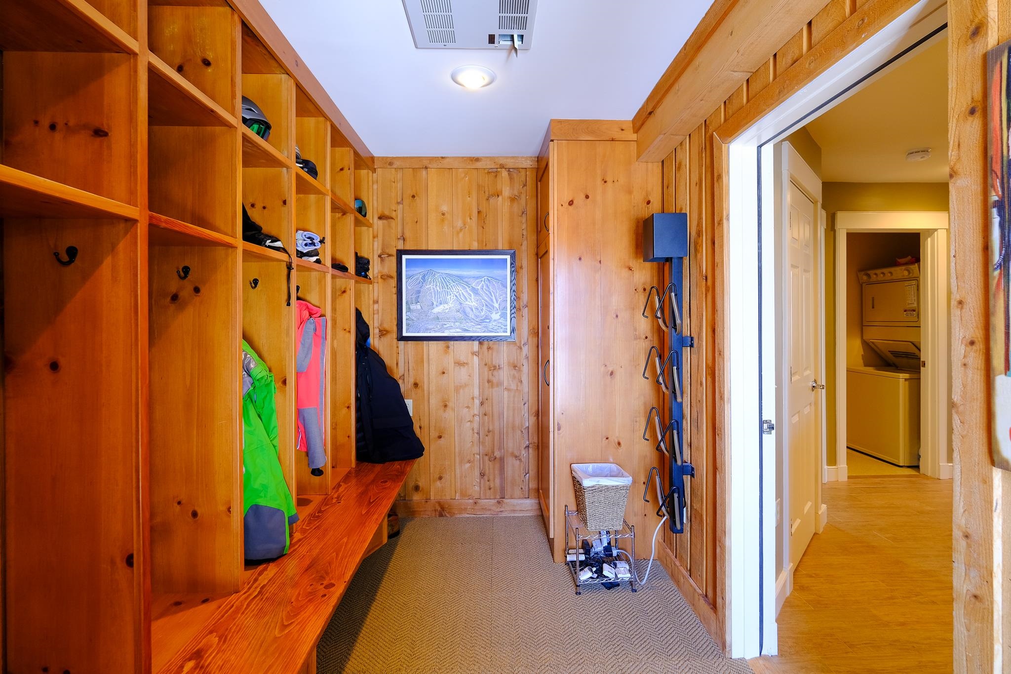 63 Alpine Way, Unit B2 Ludlow, VT 05149 - Photo 13 of 40 Gallery Image 13