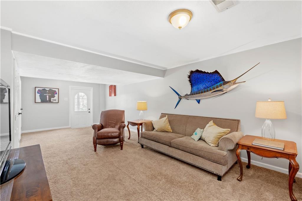 1620 Cook School Road Pittsburgh, PA 15241 - Photo 20 of 25 Gallery Image 20