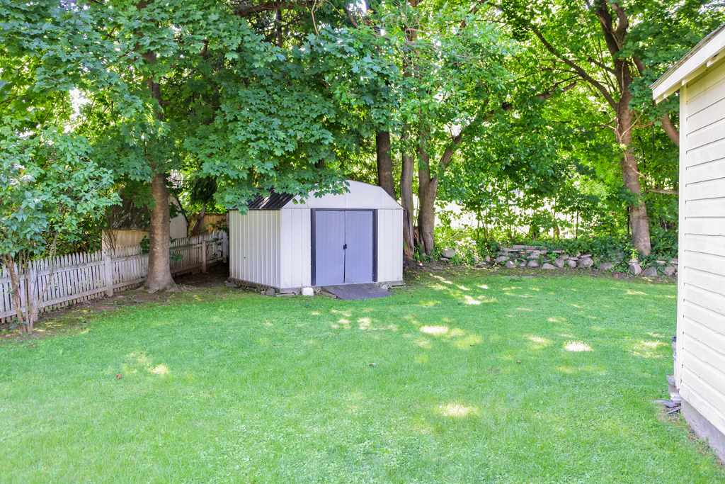 53 Evergreen Avenue Rutland, VT 05701 - Photo 5 of 29 Gallery Image 5