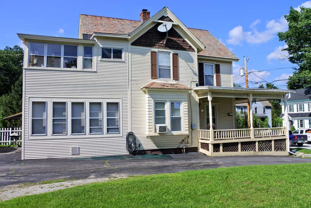53 Evergreen Avenue Rutland, VT 05701 - Photo 10 of 29 Gallery Image 10