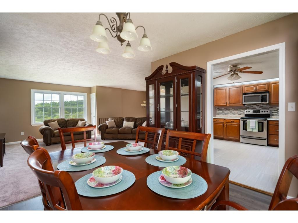 305 Hidden Acres Road Kingsport, TN 37664 - Photo 10 of 30 Photo 10