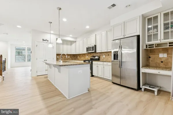 $559,990 | 25997 Braided Mane Terrace, Aldie, VA 20105