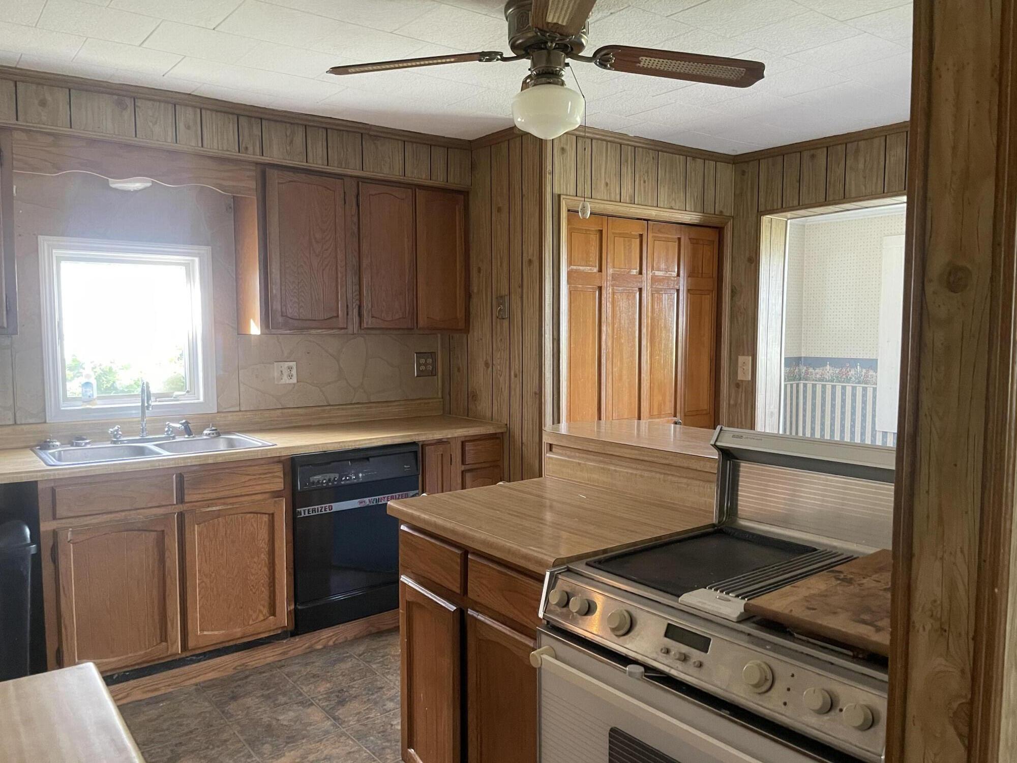 44 Martin Stream Road Norridgewock, ME 04957 - Photo 5 of 32 KITCHEN