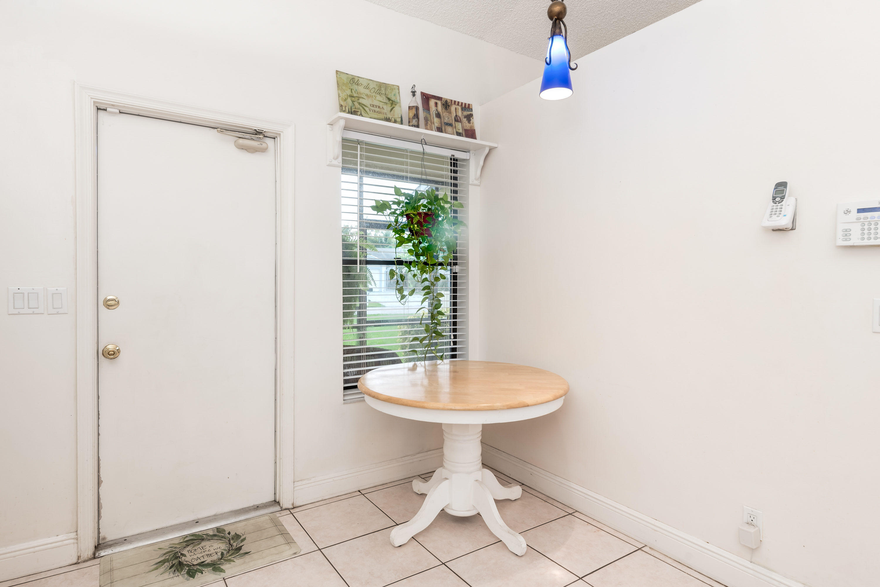 9188 Edgemont Lane Boca Raton, FL 33434 - Photo 12 of 26 Kitchen