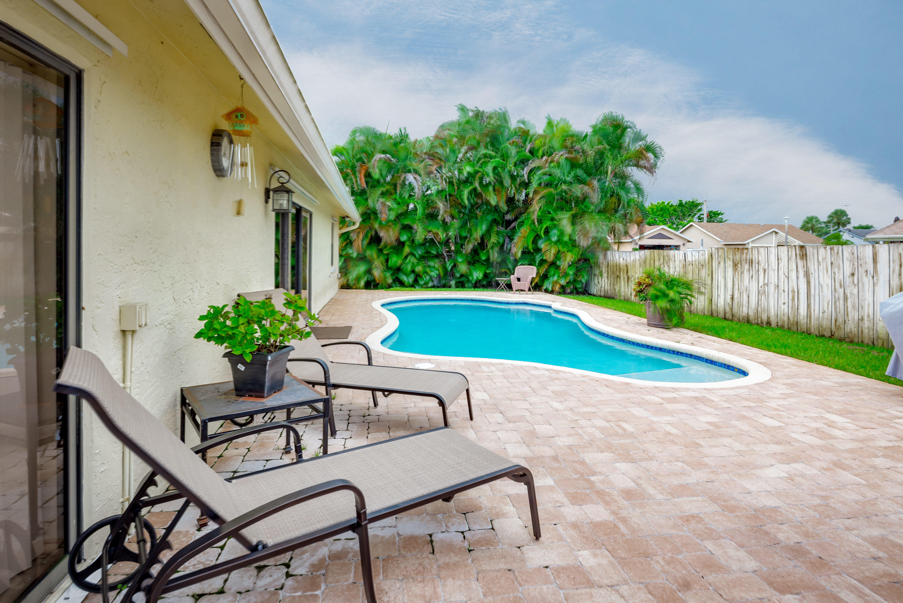 9188 Edgemont Lane Boca Raton, FL 33434 - Photo 7 of 26 Must See Property-print-007-005-7-3000x2