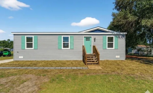 $199,891 | 24116 Armadillo Road, Astor, FL 32102