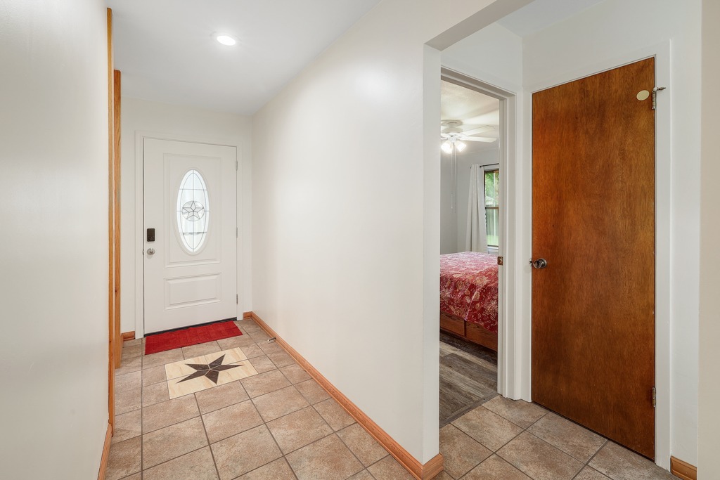 986 Shiloh Road Bastrop, TX 78602 - Photo 17 of 38