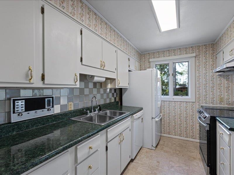 103 Crest Drive Perry, FL 32348 - Photo 15 of 70