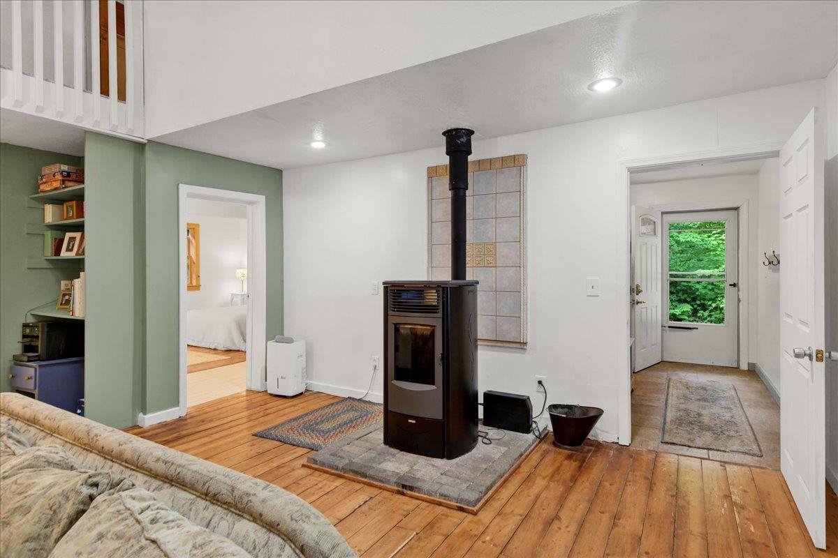 929 Codding Hollow Road Waterville, VT 05492 - Photo 7 of 57