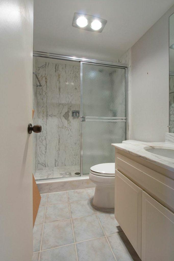 375 South Beach Road, Unit 503 Jupiter, FL 33469 - Photo 12 of 27 bathroom 2