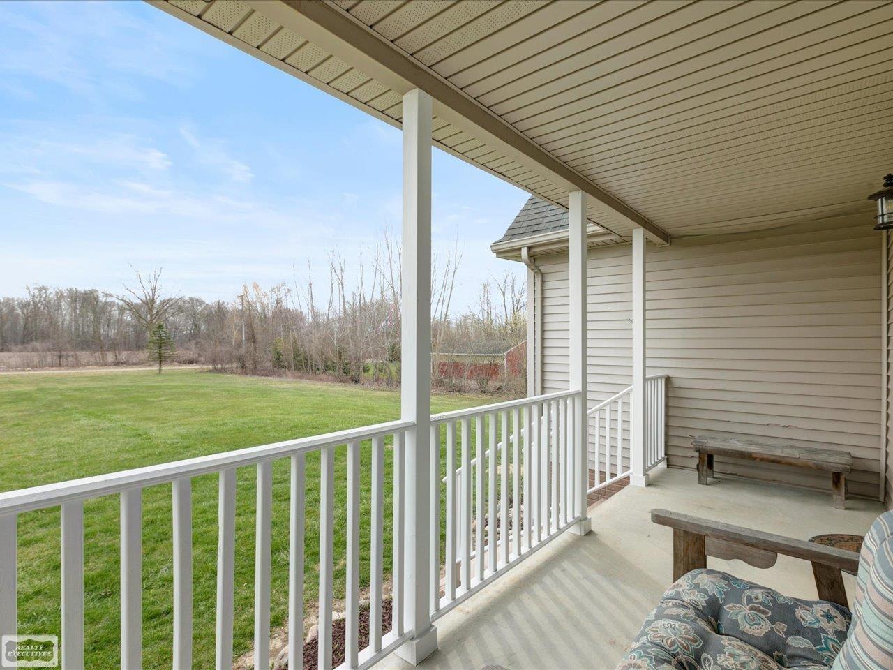 2455 Cove Road Goodells, MI 48027 - Photo 3 of 38 50173149-56e71563-0e59-48fb-af4d-6fa4f28bbb98.JPG