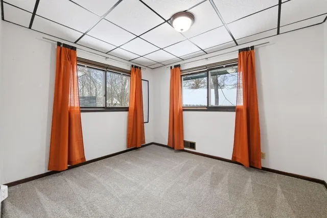 $539,900 | 10 Birch Bluff Road, Tonka Bay, MN 55331