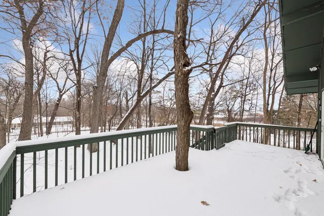 $539,900 | 10 Birch Bluff Road, Tonka Bay, MN 55331