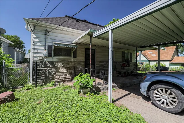 $125,000 | 209 West Nebraska Avenue, St. Joseph, MO 64504