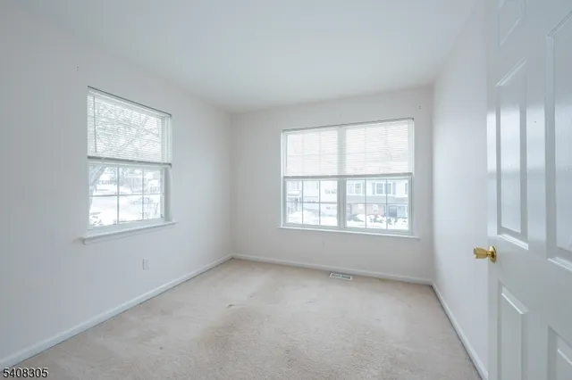 $2,800 | 63 Hickory Way, Mount Arlington, NJ 07856