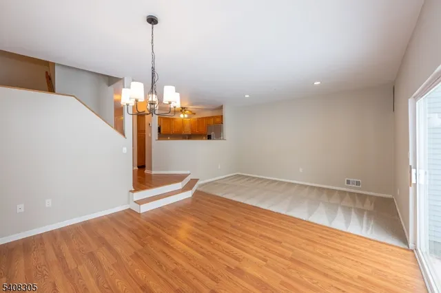 $2,800 | 63 Hickory Way, Mount Arlington, NJ 07856