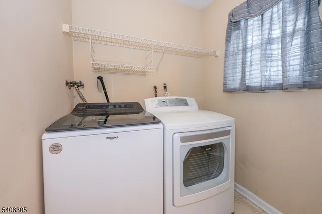 $2,800 | 63 Hickory Way, Mount Arlington, NJ 07856