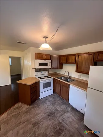 $795 | 1628 Post Road, San Marcos, TX 78666
