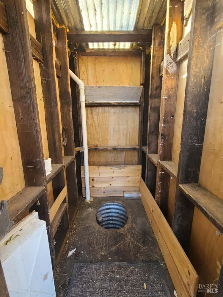 41390 Mendocino Pass Road Covelo, CA 95428 - Photo 30 of 44 a view of an entryway